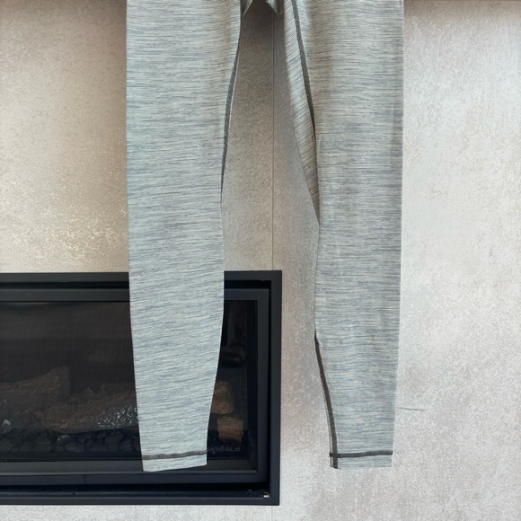 Lululemon Wunder Under High Rise Tight 28" *Luxtreme, Size 4 - Picture 6 of 12